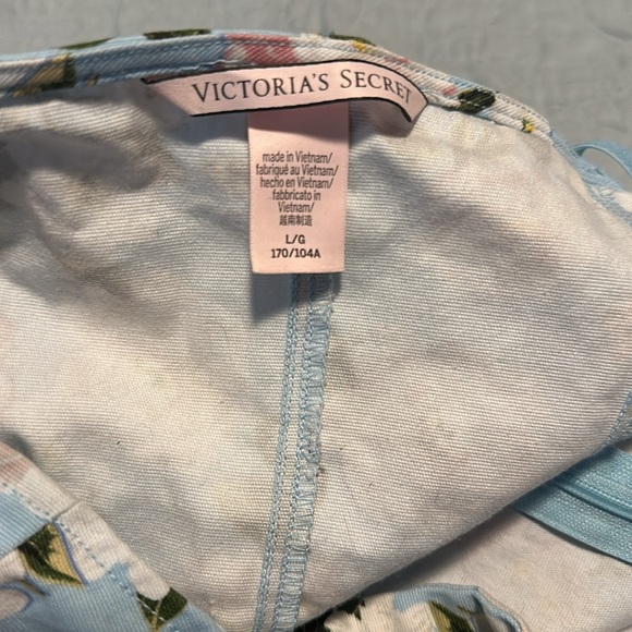 Feminine summer romantic crop top - Picture 3 of 3